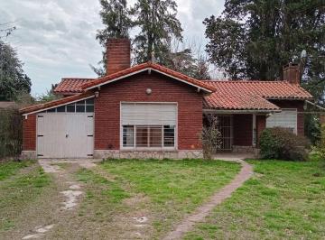 Casa de 3 ambientes, Escobar · Chalet 3 Amb. 900 m² Lote - Apto Crètido