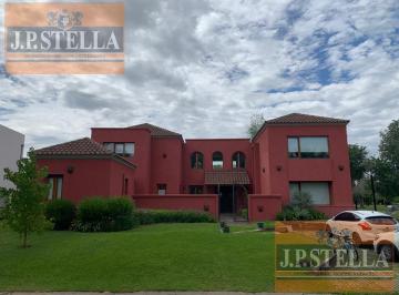 Casa · 425m² · 4 Ambientes · Casa Estilo Mediterranea - 4 Amb 425 m² Cub - Lote 840 m² - Barrio Privado San Patricio