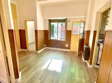 Casa · 65m² · 3 Ambientes · Casa en Alquiler 3 Ambientes con Patio y Lavadero en San Fernando