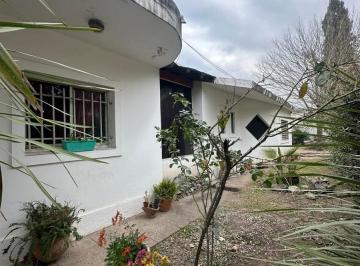 Casa · 147m² · 4 Ambientes · 1 Cochera · Casa en Venta 3 Dorm. 2 Baños Playas de Oro Carlos Paz