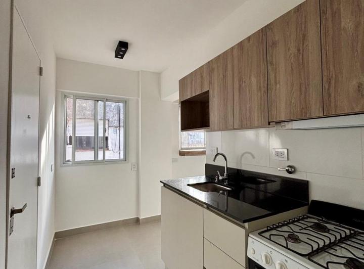 Departamento · 68m² · 4 Ambientes · 1 Cochera