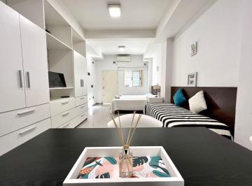 Departamento · 30m² · 1 Ambiente · Monoambiente Amoblado en Alquiler Temporario - Dia Semana o Mes Cerca de Favaloro, Garrahan, Uade