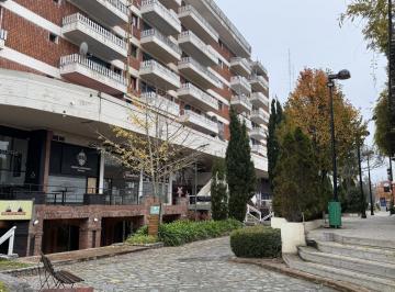 Local comercial · 77m² · 3 Ambientes · Local Comercial Alquiler Anual Galeria Marvento Pinamar Centro