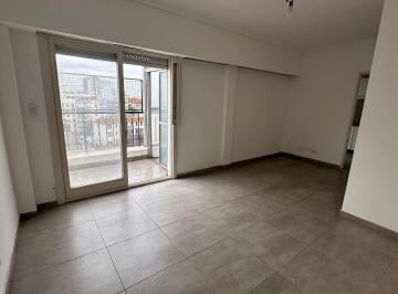 Departamento de 3 ambientes, Monte Castro · Hermoso Departamento con Balcones Terraza en Monte Castro
