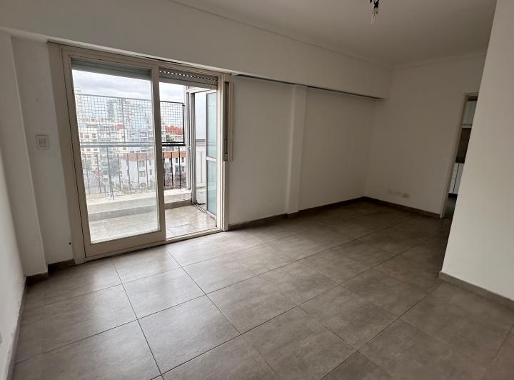 Hermoso Departamento con Balcones Terraza en Monte Castro