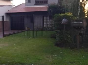 Casa · 170m² · 4 Ambientes · Casa en Venta - 3 Dorm. 2 Baños - Los Tilos
