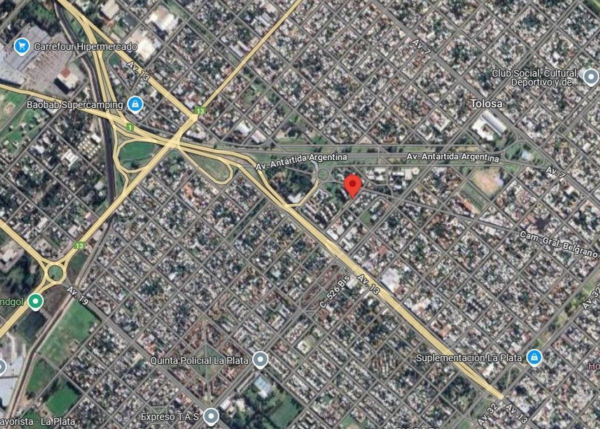 525 e/ 12 y Camino General Belgrano