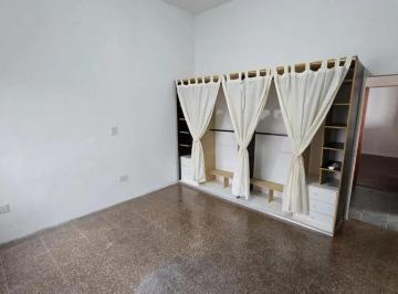 PH · 105m² · 4 Ambientes · PH en Venta - 3 Dorm. 2 Baños - Parque Cha