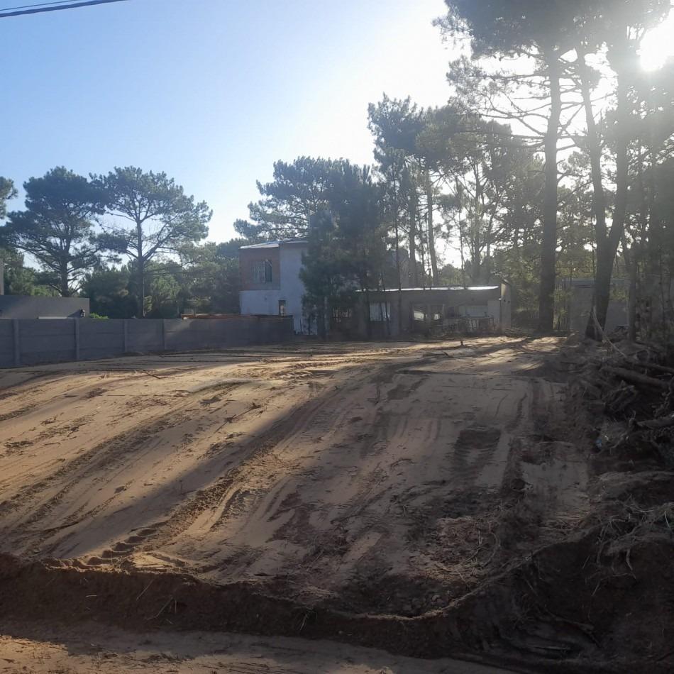 Avenida 27 e/ Paseo 100 y Paseo 101 bis, Villa Gesell, Buenos Aires Costa Atlántica