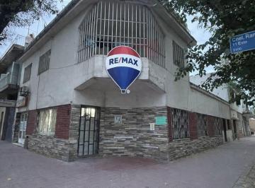 Casa · 161m² · 4 Ambientes · 1 Cochera · Venta Casa Esquina 4ta Sección Ciudad Mza
