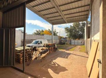 Bodega-Galpón · 50m² · Venta / Galpón / Inversión / La Cañada