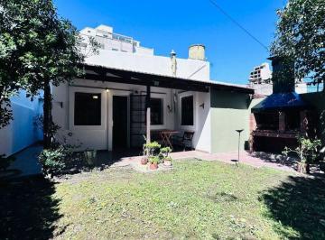 Casa · 124m² · 4 Ambientes · Casa en Venta de 3 Dorm. - La Plata