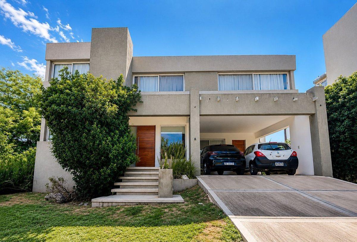 Avenida los Alamos 2300