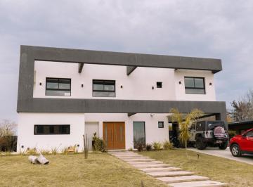 DSC01355.jpg · Venta Casa 4 Ambientes San Sebastián, Área 2