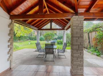 Casa · 150m² · 4 Ambientes · 1 Cochera · Casa · en Venta · 4 Ambientes · Pileta · Quincho · Villa Udaondo