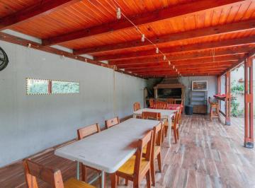 Casa · 150m² · 4 Ambientes · 1 Cochera · Casa · en Venta · 4 Ambientes · Pileta · Quincho · Villa Udaondo