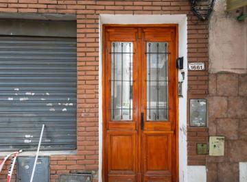 PH · 57m² · 3 Ambientes · PH 3 Amb en Venta en Barracas con Patio y Balcón