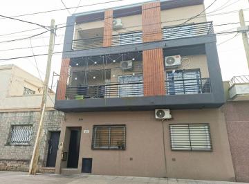 Departamento · 19m² · 2 Ambientes · Alquiler Depto 2 Amb con Balcon, Crucesita
