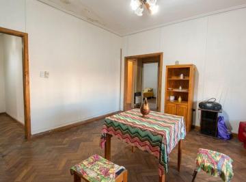 Departamento · 73m² · 4 Ambientes · Venta Departamento 4 Amb Haedo Barrio Guemes