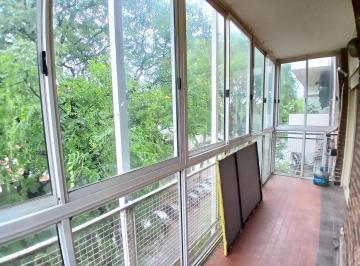 Departamento · 68m² · 3 Ambientes · 2 Cocheras · Excelente 3 Amb. Al Frente - Balcòn Corrido - 2 Cocheras Cubierta