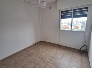 Departamento de 2 ambientes, Belgrano · Luminoso 2 Ambientes Alfrente Av Olazabal 3600 Piso 14