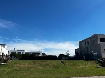 Terreno · 700m² · Lote Interno con Vista a La Laguna en Villalobos - Pueblos del Plata - Hudson