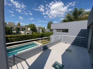 Casa · 200m² · 4 Ambientes · 1 Cochera · Imperdible Casa en Altos de Hudson II | Valor Competitivo Dentro del Barrio