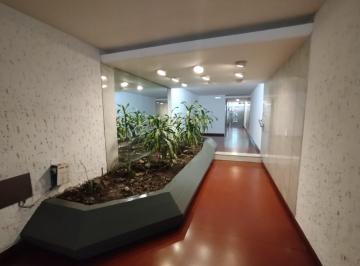 Departamento · 63m² · 3 Ambientes · 1 Cochera · 3 Amb con Bcon - Muy Luninoso - Lav