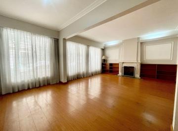 Local comercial · 180m² · 7 Ambientes · 1 Cochera · Casa Centrica Ideal Emprendimiento