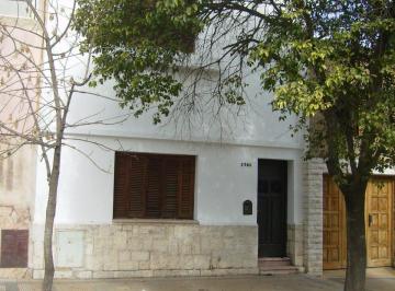 Casa de 6 ambientes, Córdoba · Alquila Casa en Alta Cordoba