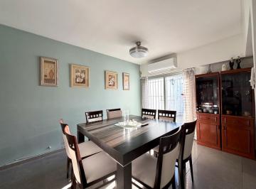 Casa · 175m² · 5 Ambientes · 2 Cocheras · Casa 4 Dorm., 520 N° 621 E/1 y 2