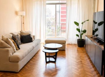 Departamento de 4 ambientes, Caballito · Dueño Vende Espectacular Piso Al Frente - Impecable!