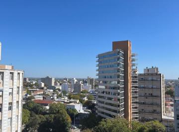 Departamento · 90m² · 3 Ambientes · 1 Cochera · Departamento en Centro