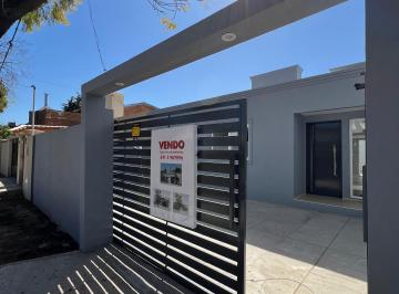 Casa de 5 ambientes, Rosario · Casa de 3 Dorm. 896