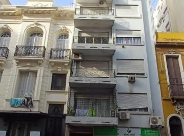 Excelente departamento en venta en el barrio San Nicolás, a una cuadra de Av Cal · Venta Departamento Al Frente 9 Piso