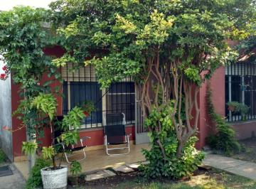 Casa de 3 ambientes, Fray Luis Beltrán · Hermosa Casa Interna en Centro de Fray Luis Beltrán
