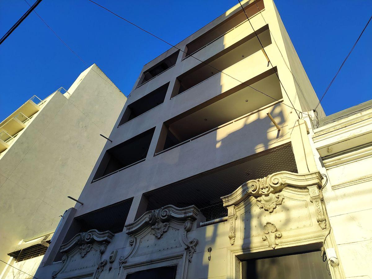 Calle 46 900
