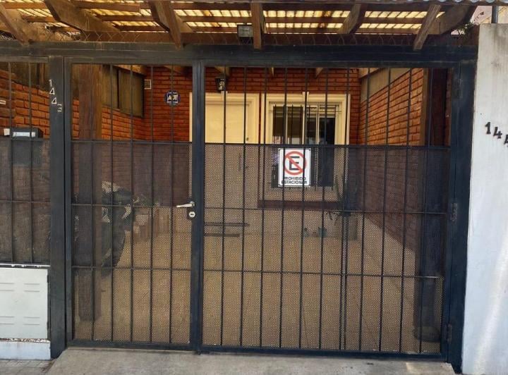 Casa · 90m² · 2 Dormitorios · 1 Cochera