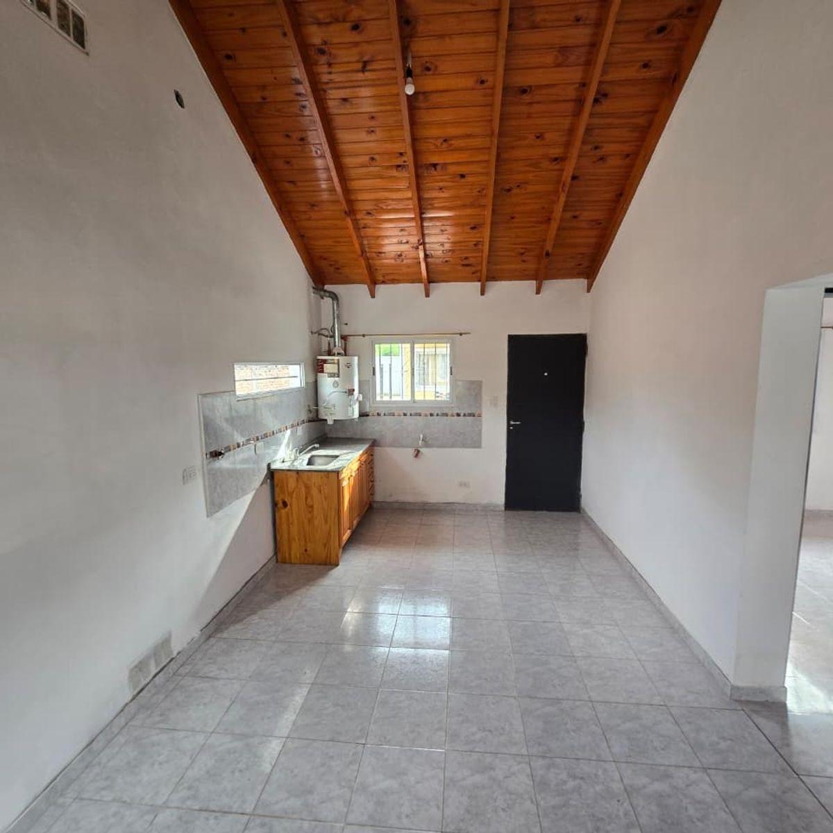 ISLA TRINIDAD 656, El Jagüel, Esteban Echeverría