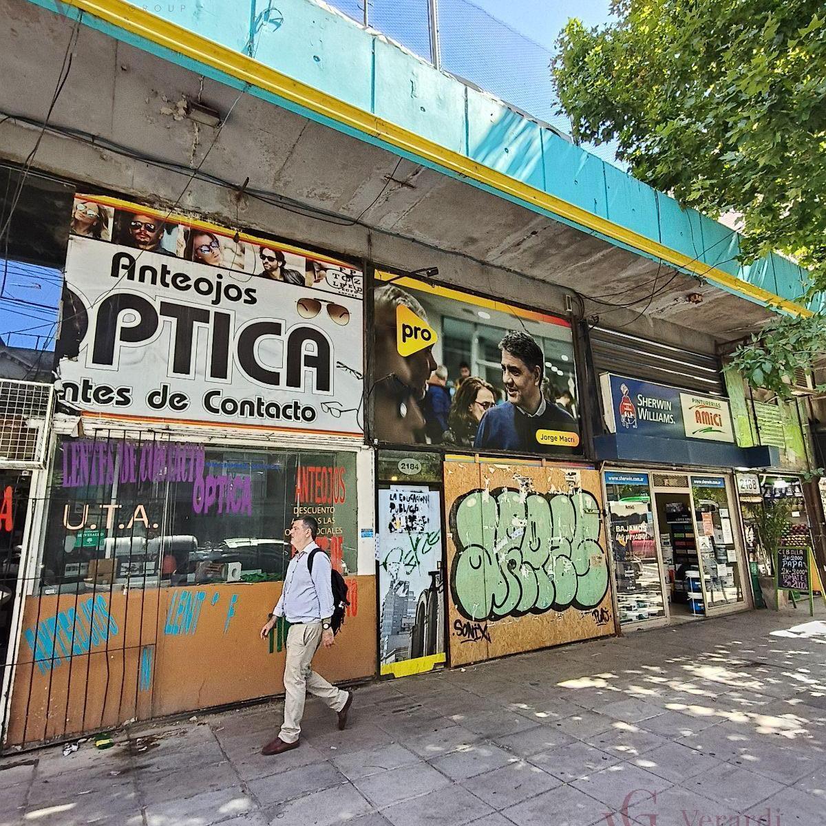 Av: Rivadavia al 2100, Congreso, Capital Federal