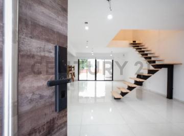 Oficina comercial · 150m² · 3 Dormitorios · 1 Cochera · Casa a Estrenar en Tolosa | 4 Dorm. Potenciales | Diseño Moderno