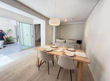 Casa · 126m² · 5 Ambientes · Venta Casa de Pasillo de 3 Dorm. Reciclada a Nueva en Rosario - Centro