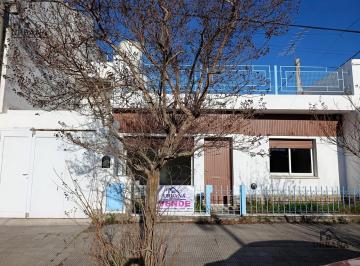 Casa · 1 Dormitorio · 1 Cochera · Casa Barrio Pacifico