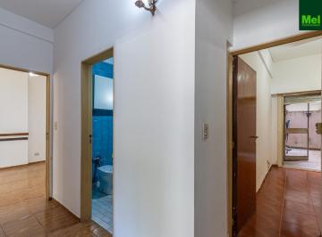 Departamento · 85m² · 4 Ambientes · 2 Cocheras · 4 Ambientes| Venta Belgrano| con Patio - Cochera| Apto Crédito
