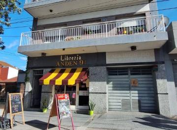Departamento de 2 ambientes, Florencio Varela · Departamento en Alquiler - con Cochera