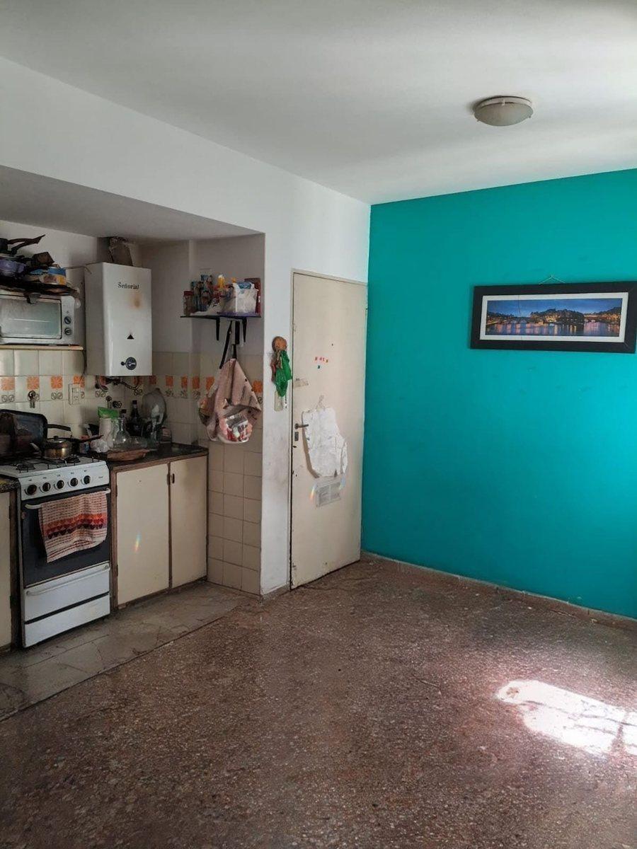 Hipólito Vieytes 0