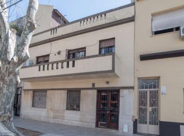 PH · 131m² · 4 Ambientes · Venta PH 4 Ambientes Colegiales Luminoso C/terraza