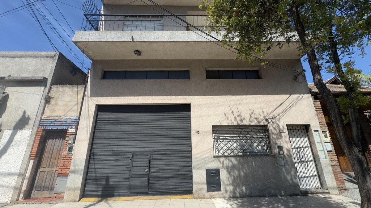 Independencia 200, Sarandi, Avellaneda