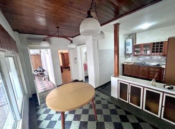 PH · 70m² · 3 Ambientes · Venta PH 3 Amb Patio - Terraza - Parrilla - Flores
