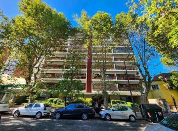 Departamento · 77m² · 3 Ambientes · 1 Cochera · Luminoso 3 Amb. Dependencia - Patio - Cochera Cubierta